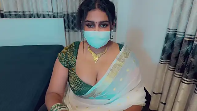 Snapshot of SonY_CaM chatting on 10/07/25, 04:48 SonY CaM online show from 10/07/25, 04:48