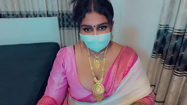 Snapshot of SonY_CaM chatting on 10/20/25, 04:40 SonY CaM online show from 10/20/25, 04:40