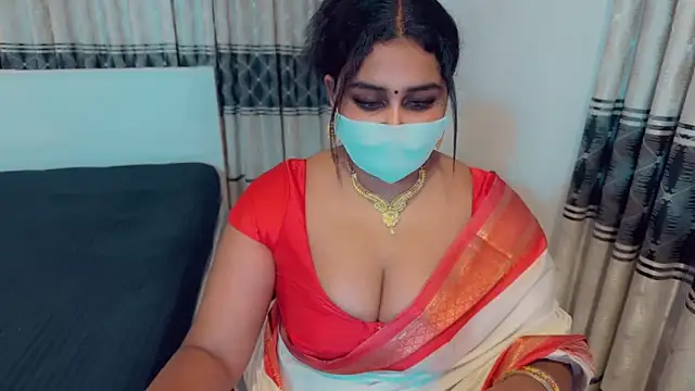 Snapshot of SonY_CaM chatting on 10/22/25, 04:51 SonY CaM online show from 10/22/25, 04:51