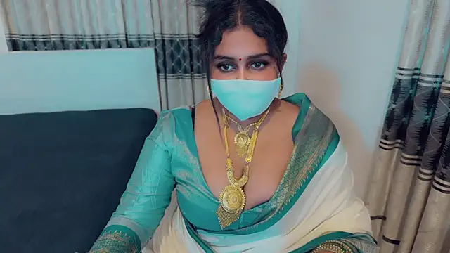 Snapshot of SonY_CaM chatting on 11/03/25, 04:52 SonY CaM online show from 11/03/25, 04:52