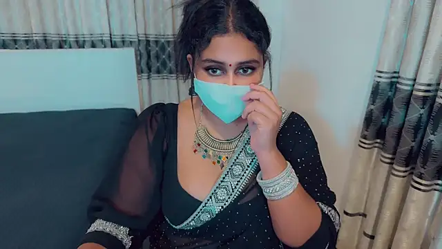 Snapshot of SonY_CaM chatting on 11/04/25, 04:39 SonY CaM online show from 11/04/25, 04:39