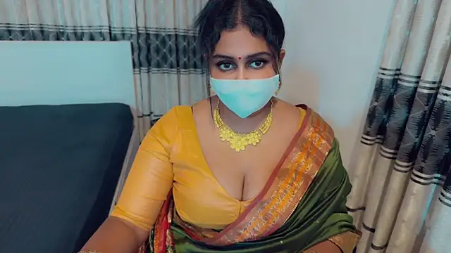 Snapshot of SonY_CaM chatting on 11/06/25, 04:41 SonY CaM online show from 11/06/25, 04:41