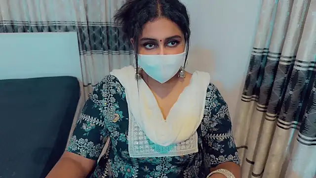 Snapshot of SonY_CaM chatting on 11/16/25, 04:34 SonY CaM online show from 11/16/25, 04:34