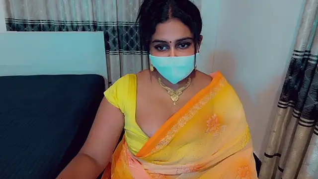 Snapshot of SonY_CaM chatting on 11/25/25, 05:02 SonY CaM online show from 11/25/25, 05:02