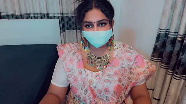 Snapshot of SonY_CaM chatting on 12/18/25, 04:57 SonY CaM online show from 12/18/25, 04:57