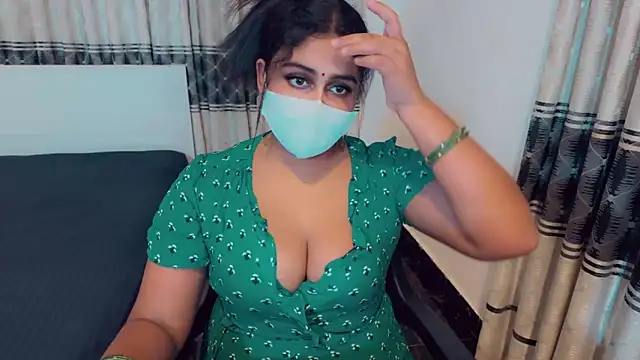 Snapshot of SonY_CaM chatting on 12/21/25, 05:09 SonY CaM online show from 12/21/25, 05:09