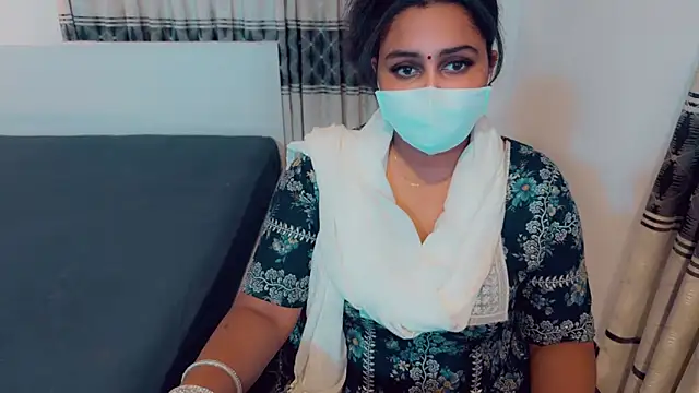 Snapshot of SonY_CaM chatting on 03/01/26, 05:15 SonY CaM online show from 03/01/26, 05:15