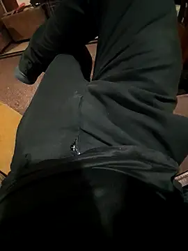 Snapshot of raji9290 chatting on 01/25/25, 02:04 raji9290 online show from 01/25/25, 02:04