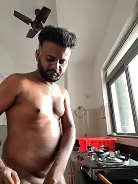 Snapshot of HIMSEXY chatting on 10/08/25, 01:36 HIMSEXY online show from 10/08/25, 01:36