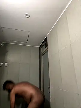 Snapshot of HIMSEXY chatting on 10/13/25, 01:44 HIMSEXY online show from 10/13/25, 01:44