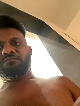 Snapshot of HIMSEXY chatting on 10/28/25, 01:31 HIMSEXY online show from 10/28/25, 01:31