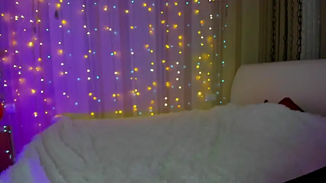 Snapshot of Danielle_Thomas chatting on 03/01/25, 02:55 Danielle Thomas online show from 03/01/25, 02:55