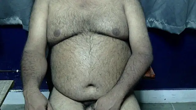 hairysubcub 70 online show from 11/19/25, 05:02