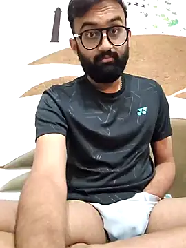 Snapshot of love4shownude chatting on 01/09/25, 02:43 love4shownude online show from 01/09/25, 02:43