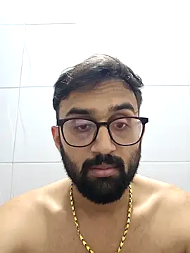 Snapshot of love4shownude chatting on 03/19/25, 05:06 love4shownude online show from 03/19/25, 05:06