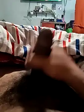 Snapshot of Gerardo31017 chatting on 11/07/25, 02:50 Gerardo31017 online show from 11/07/25, 02:50