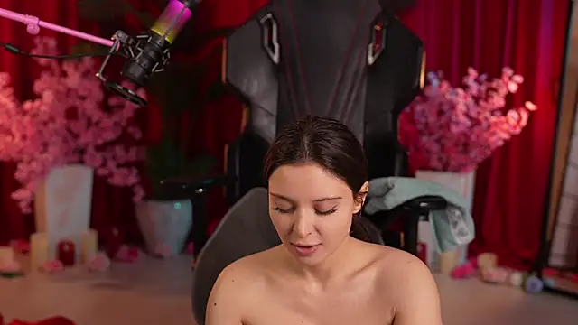 KittyCaitlin online show from 03/02/25, 05:54