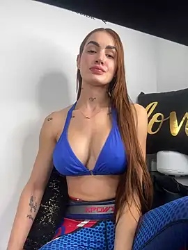 Snapshot of SofiaCarter chatting on 12/13/24, 03:05 SofiaCarter online show from 12/13/24, 03:05