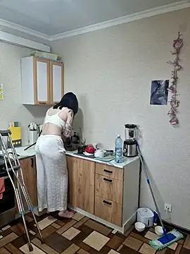 LazyTanukii online show from 03/27/26, 06:30