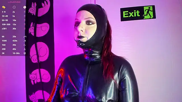 auroralatexprincess online show from 11/25/25, 07:58