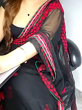 Snapshot of aliyaah_singh chatting on 01/22/25, 10:05 aliyaah singh online show from 01/22/25, 10:05