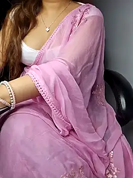 Snapshot of aliyaah_singh chatting on 02/01/25, 10:23 aliyaah singh online show from 02/01/25, 10:23