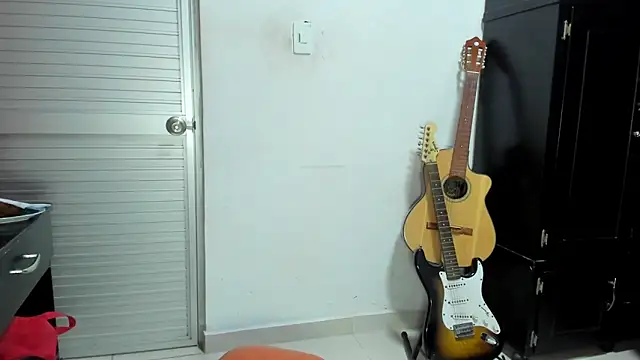 Snapshot of VincentSavage chatting on 05/27/26, 01:57 VincentSavage online show from 05/27/26, 01:57