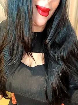 Queen sousou online show from 12/19/25, 08:27