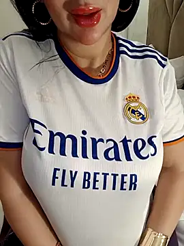 Queen sousou online show from 02/04/26, 12:11