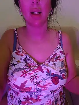 Snapshot of Queen_sousou chatting on 07/01/26, 08:52 Queen sousou online show from 07/01/26, 08:52