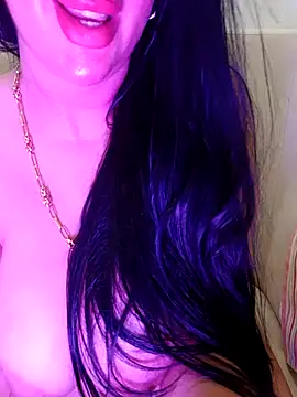 Snapshot of Queen_sousou chatting on 07/03/26, 12:06 Queen sousou online show from 07/03/26, 12:06