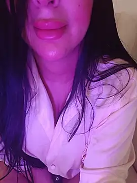 Snapshot of Queen_sousou chatting on 07/09/26, 11:47 Queen sousou online show from 07/09/26, 11:47