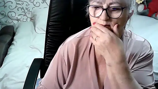 LolkaAlyss online show from 02/20/25, 06:57