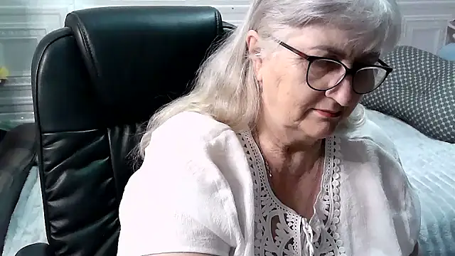 LolkaAlyss online show from 04/21/26, 11:38