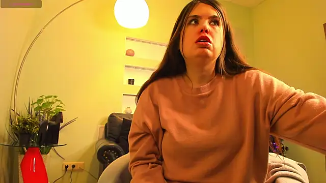 BattyMoll online show from 12/10/24, 03:33