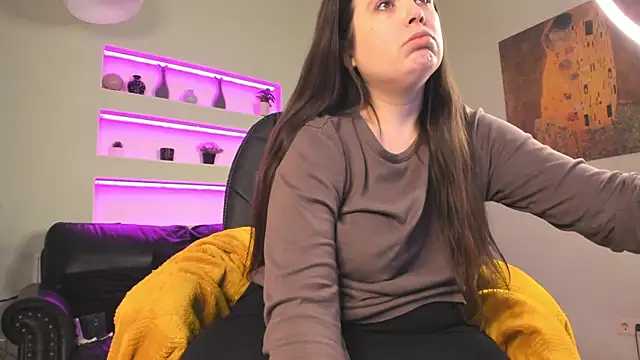 BattyMoll online show from 02/09/25, 11:36