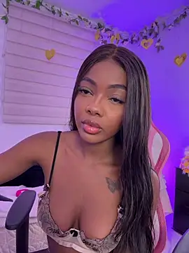 Vane Rossee online show from 05/12/26, 11:24