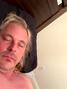 zeus337 online show from 12/14/25, 07:47