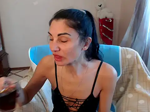 Karina8571 online show from 11/25/25, 09:42