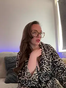 Snapshot of FemDom_RubyKnightXXO chatting on 03/08/25, 12:09 FemDom RubyKnightXXO online show from 03/08/25, 12:09