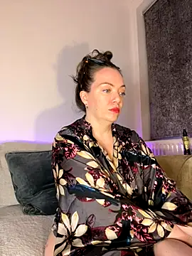 Snapshot of FemDom_RubyKnightXXO chatting on 10/22/25, 07:24 FemDom RubyKnightXXO online show from 10/22/25, 07:24