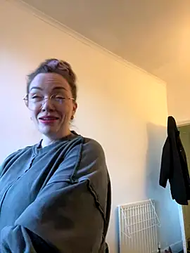 Snapshot of FemDom_RubyKnightXXO chatting on 10/27/25, 04:55 FemDom RubyKnightXXO online show from 10/27/25, 04:55