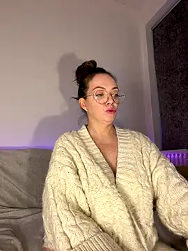 Snapshot of FemDom_RubyKnightXXO chatting on 11/30/25, 04:11 FemDom RubyKnightXXO online show from 11/30/25, 04:11