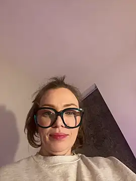 Snapshot of FemDom_RubyKnightXXO chatting on 01/05/26, 06:44 FemDom RubyKnightXXO online show from 01/05/26, 06:44