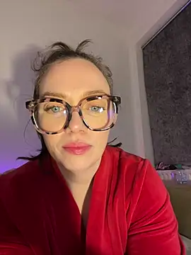 Snapshot of FemDom_RubyKnightXXO chatting on 01/06/26, 04:21 FemDom RubyKnightXXO online show from 01/06/26, 04:21