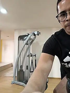 Snapshot of towers_j chatting on 11/25/25, 05:57 towers j online show from 11/25/25, 05:57