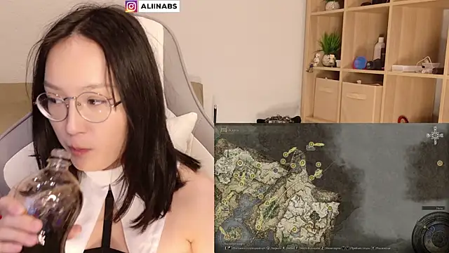 aliiiiiina online show from 01/05/25, 04:04