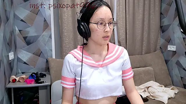 aliiiiiina online show from 09/22/25, 08:00