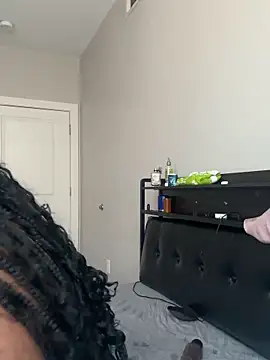 Snapshot of DancingLemonade chatting on 10/31/25, 03:02 DancingLemonade online show from 10/31/25, 03:02