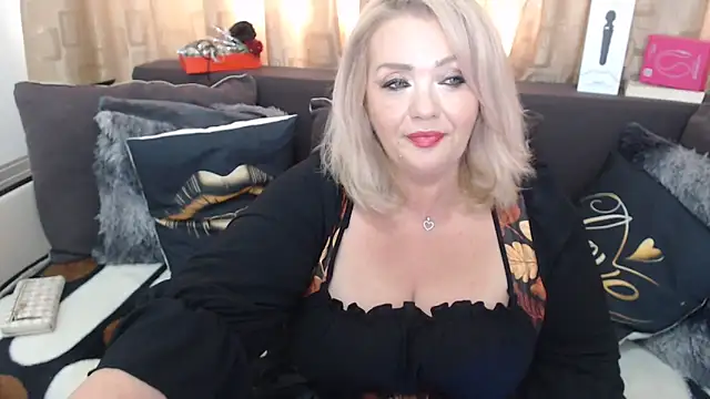 Snapshot of MsMelyssaxx chatting on 06/05/26, 04:08 MsMelyssaxx online show from 06/05/26, 04:08